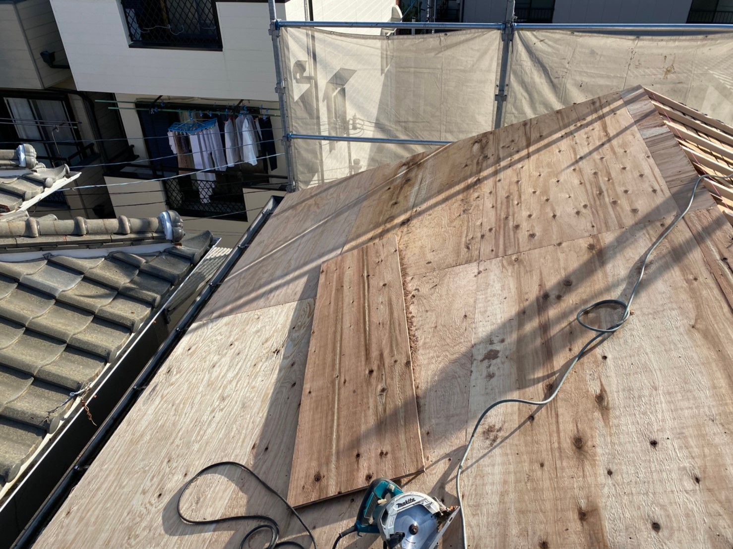 不陸調整から増し張りへ